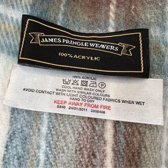 James Pringle Weavers Plaid Fringe Scarf - Picture 3 of 3